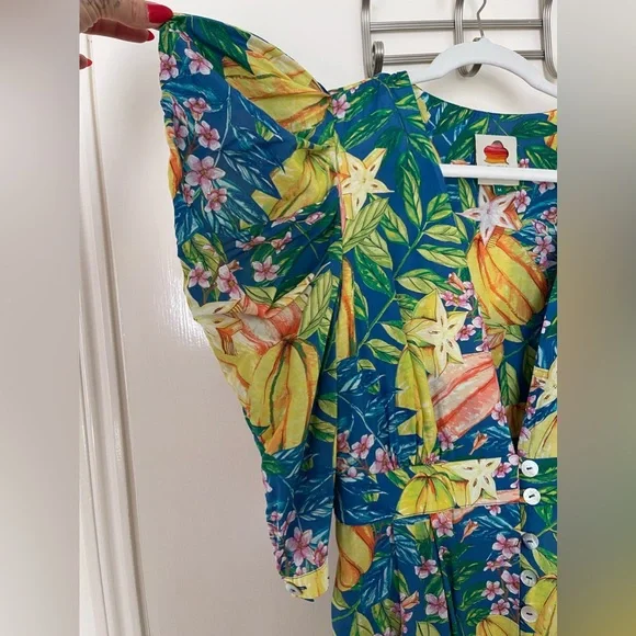 Farm Rio Midi Dress Star Fruit print w Puff Sleeves. Size Medium. - Picture 8 of 10
